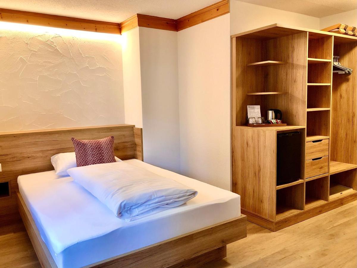 Hotel Crystal Engelberg Bagian luar foto